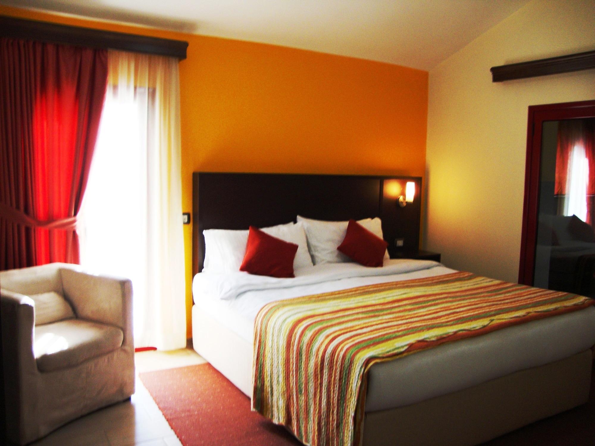 City 5 Hotel Tirana Extérieur photo