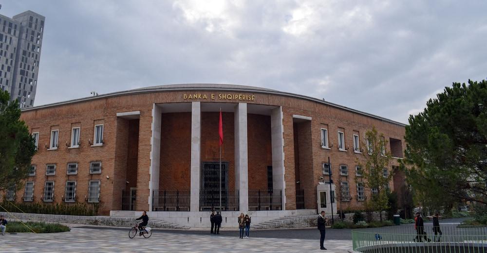 City 5 Hotel Tirana Extérieur photo