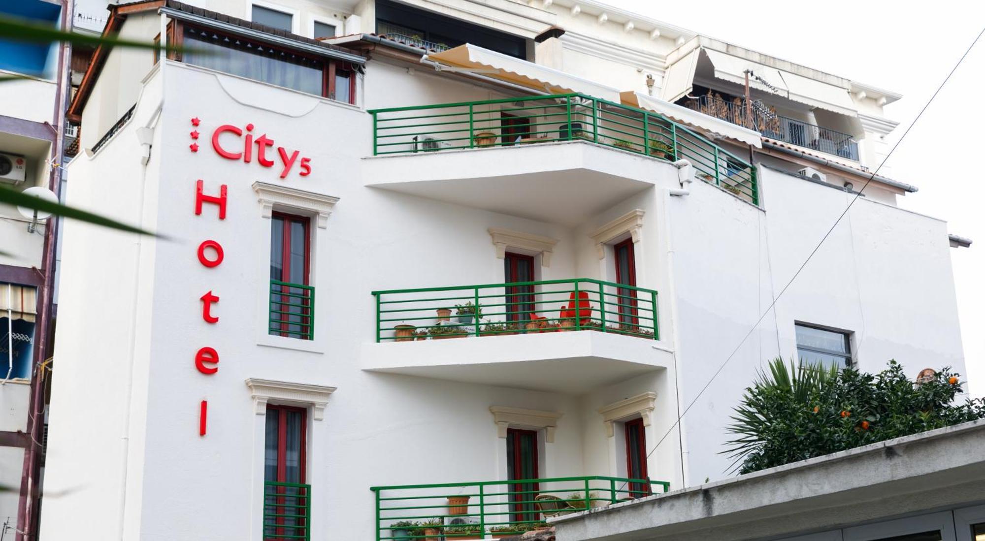 City 5 Hotel Tirana Extérieur photo