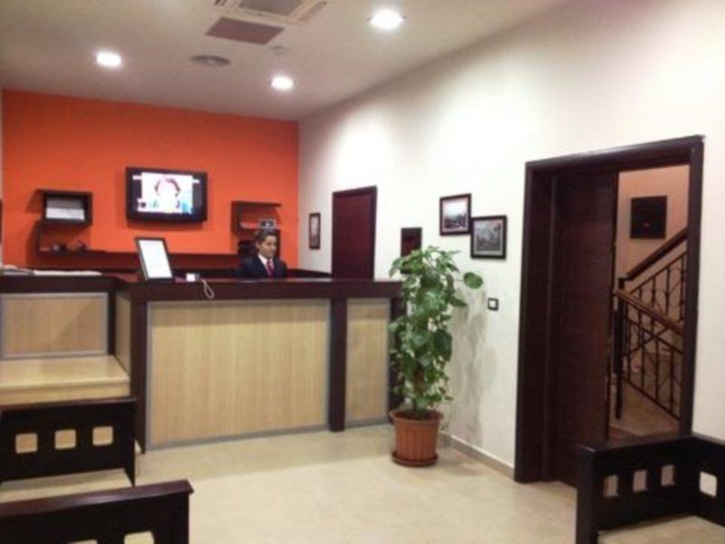 City 5 Hotel Tirana Extérieur photo