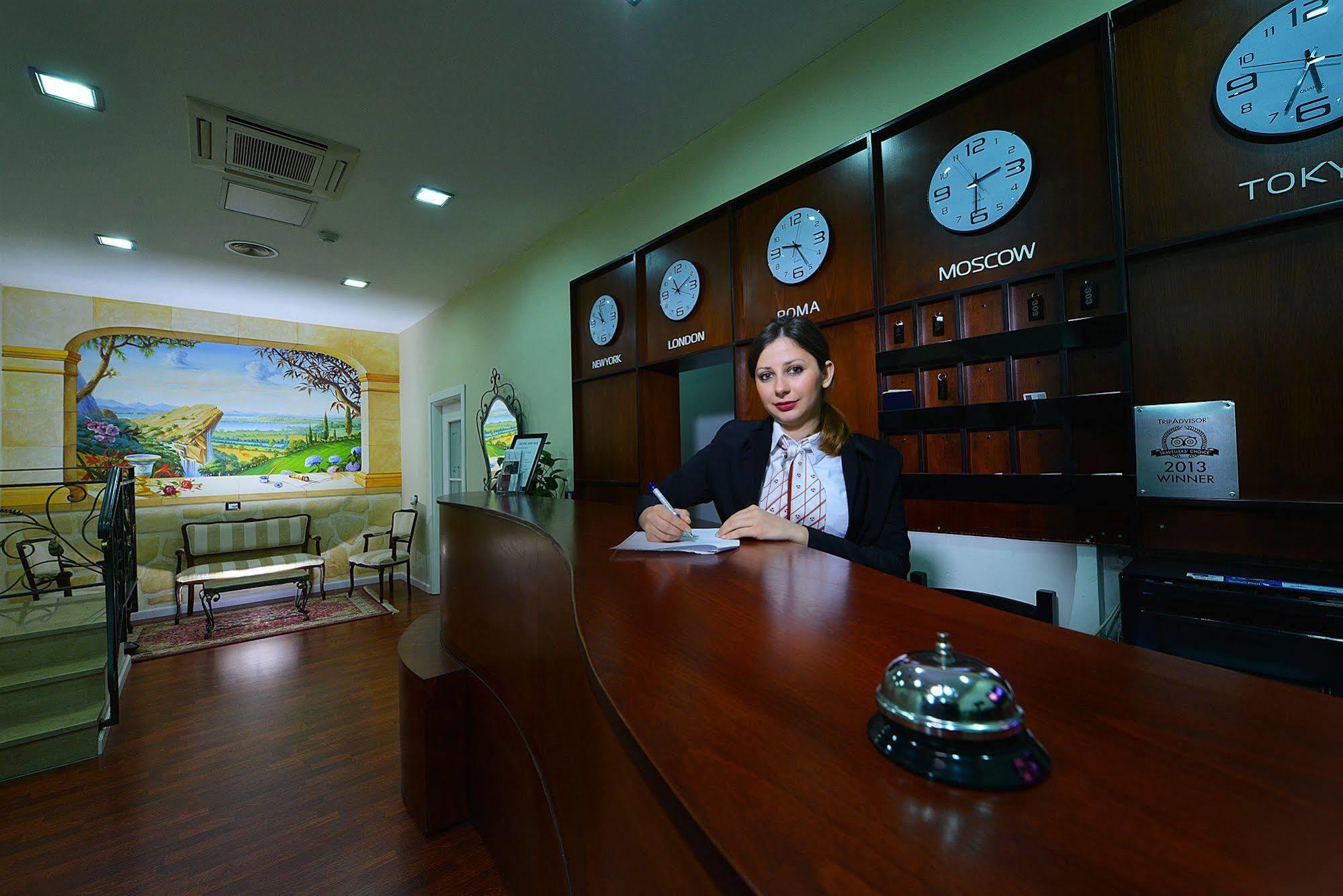 City 5 Hotel Tirana Extérieur photo